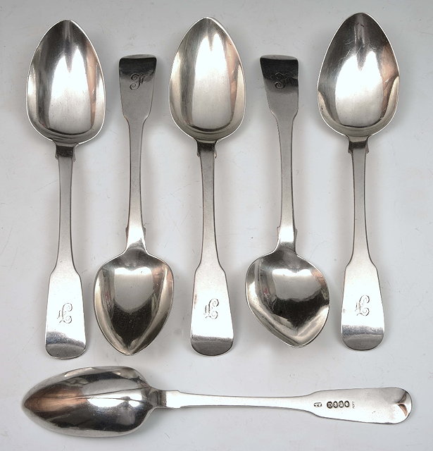 Appraisal: Set of six Irish silver rat-tail pattern dessert spoonsDublin grams