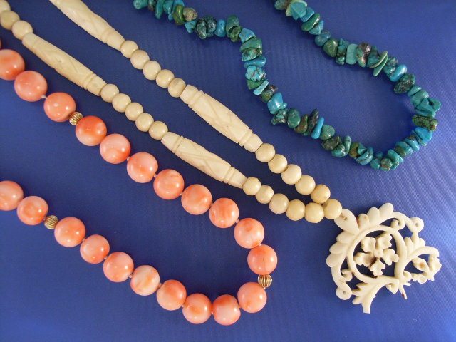 Appraisal: A coral bead necklace length cm a turquoise bead necklace