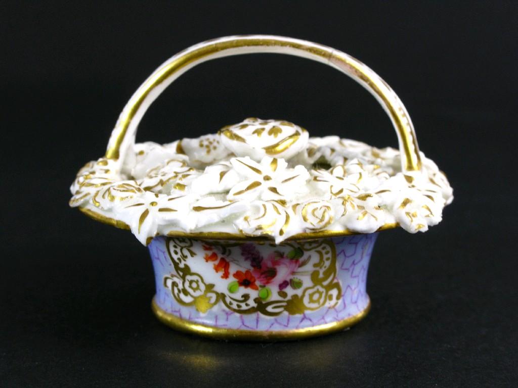 Appraisal: A Chamberlain Worcester miniature Basket with floral moulded and pierced