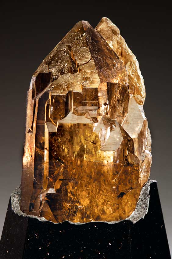 Appraisal: LARGE SMOKY QUARTZ ON A LIGHT BASE Governador Valadares Minas