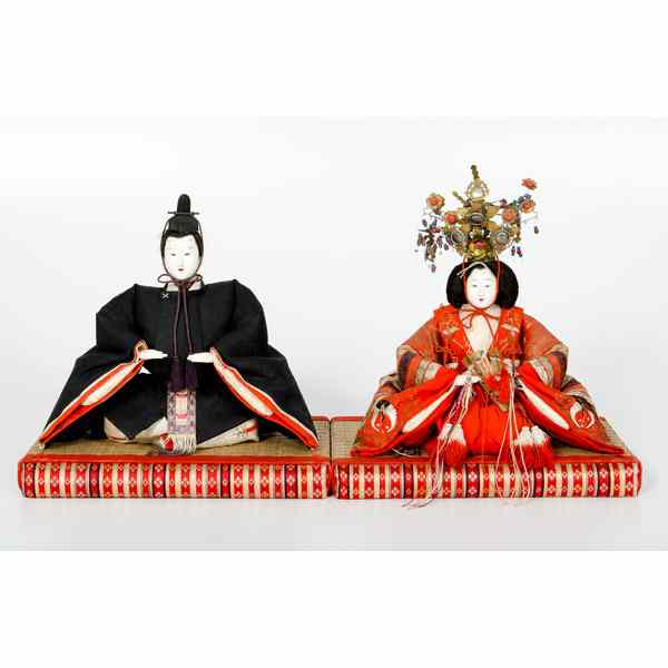 Appraisal: Japanese Empeor and Empress Dolls Japan ca a pair of