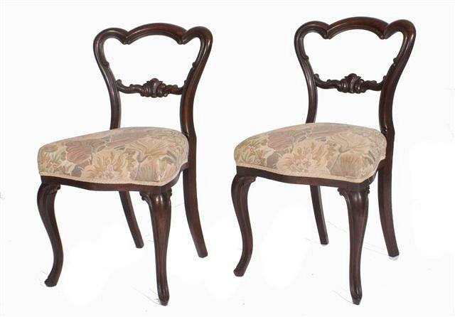 Appraisal: A SET OF SIX EARLY VICTORIAN ROSEWOOD PARLOUR CHAIRS with