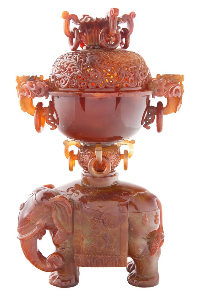 Appraisal: A FINE CHINESE CARNELIAN AGATE CENSER WITH COVER QING DYNASTY