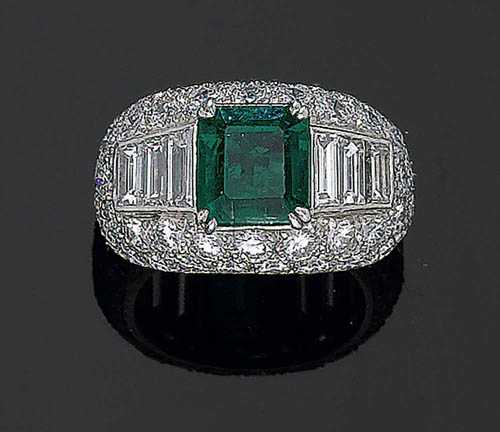 Appraisal: EMERALD AND DIAMOND RING VAN CLEEF ARPELS ca Platinum Fancy