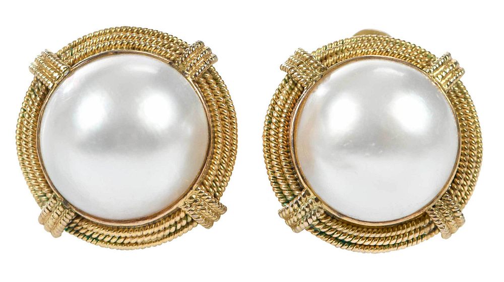 Appraisal: kt Pearl Earclips each one with one mabe pearl approx