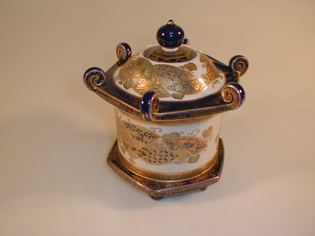 Appraisal: A Kinkozan style satsuma jar and cover of a pagoda