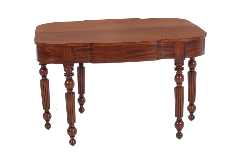 Appraisal: American cherry gateleg console probably Kentucky first half th century