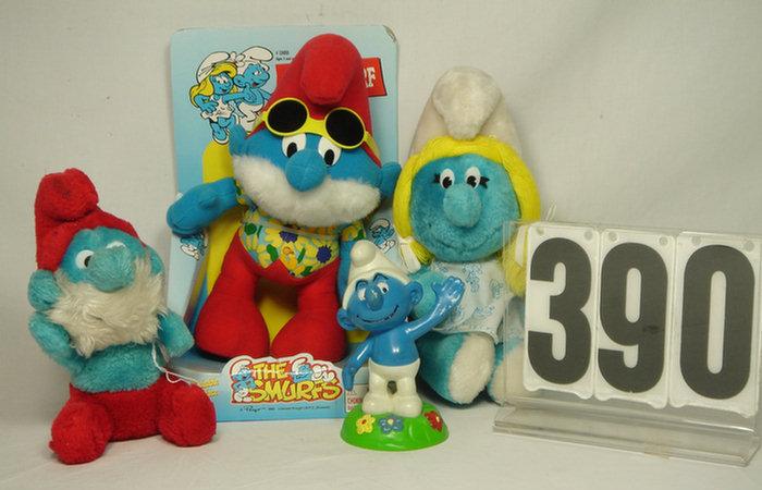 Appraisal: Smurf toy Lot to give you an idea of size