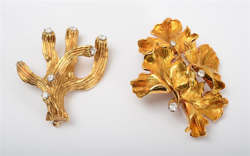 Appraisal: TWO K GOLD AND DIAMOND BROOCHES The first a cactus