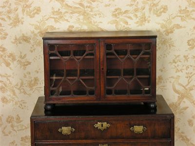 Appraisal: A George IV mahogany table cabinet the applied reeded edge