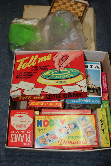 Appraisal: A QUANTITY OF CHILDRENS GAMES to include Noddy Picture Dominoes