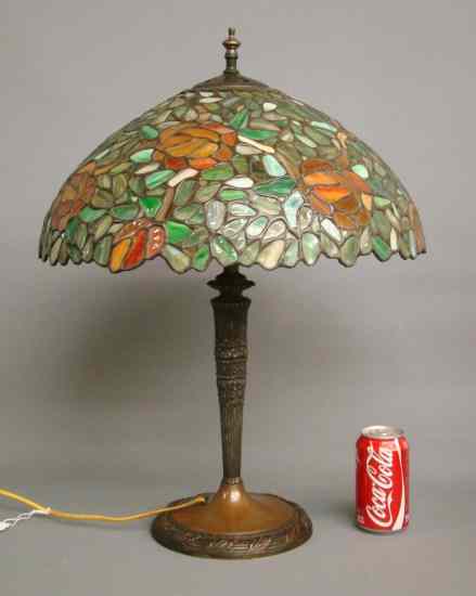 Appraisal: Leaded glass shade lamp '' Ht