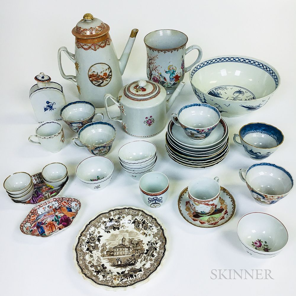 Appraisal: Thirty-seven Pieces of Mostly Chinese Export Porcelain Thirty-seven Pieces of