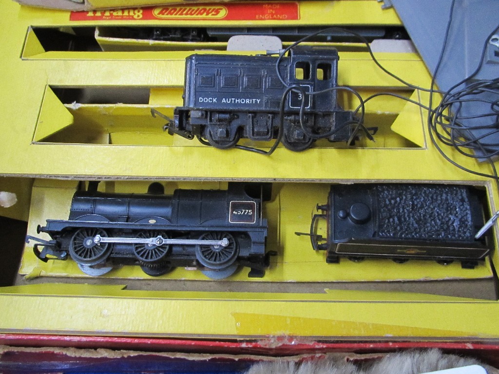 Appraisal: Lot comprising Triang train set Hornby carriage and controller