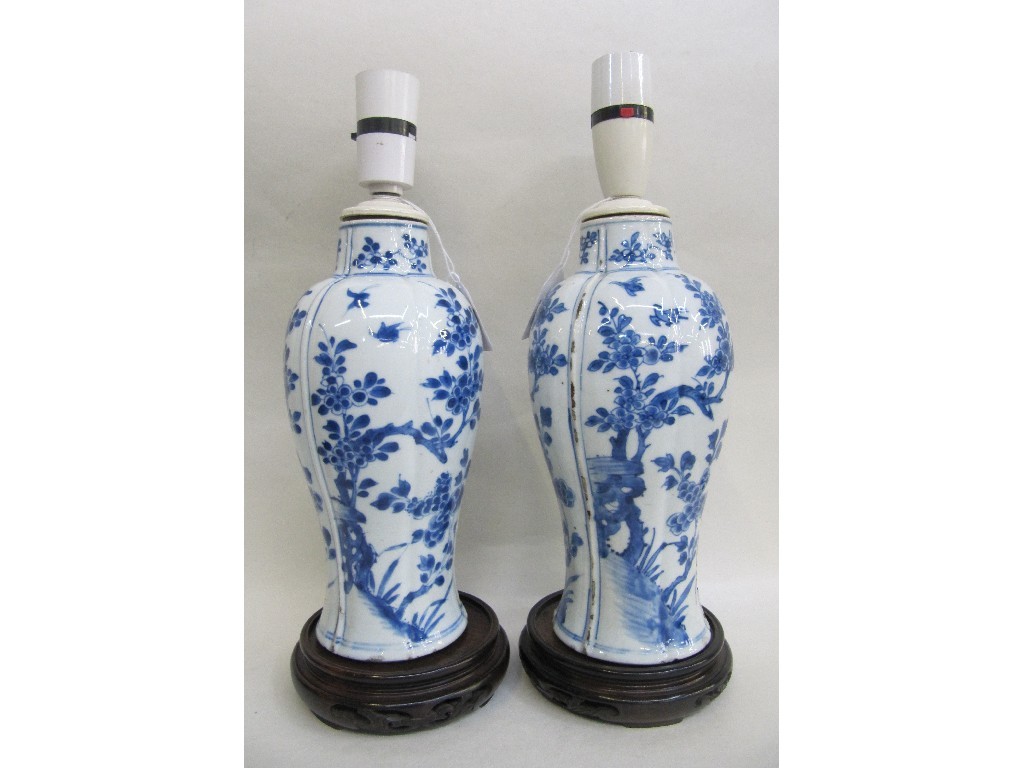 Appraisal: Pair of Chinese blue and white vases converted to lamps