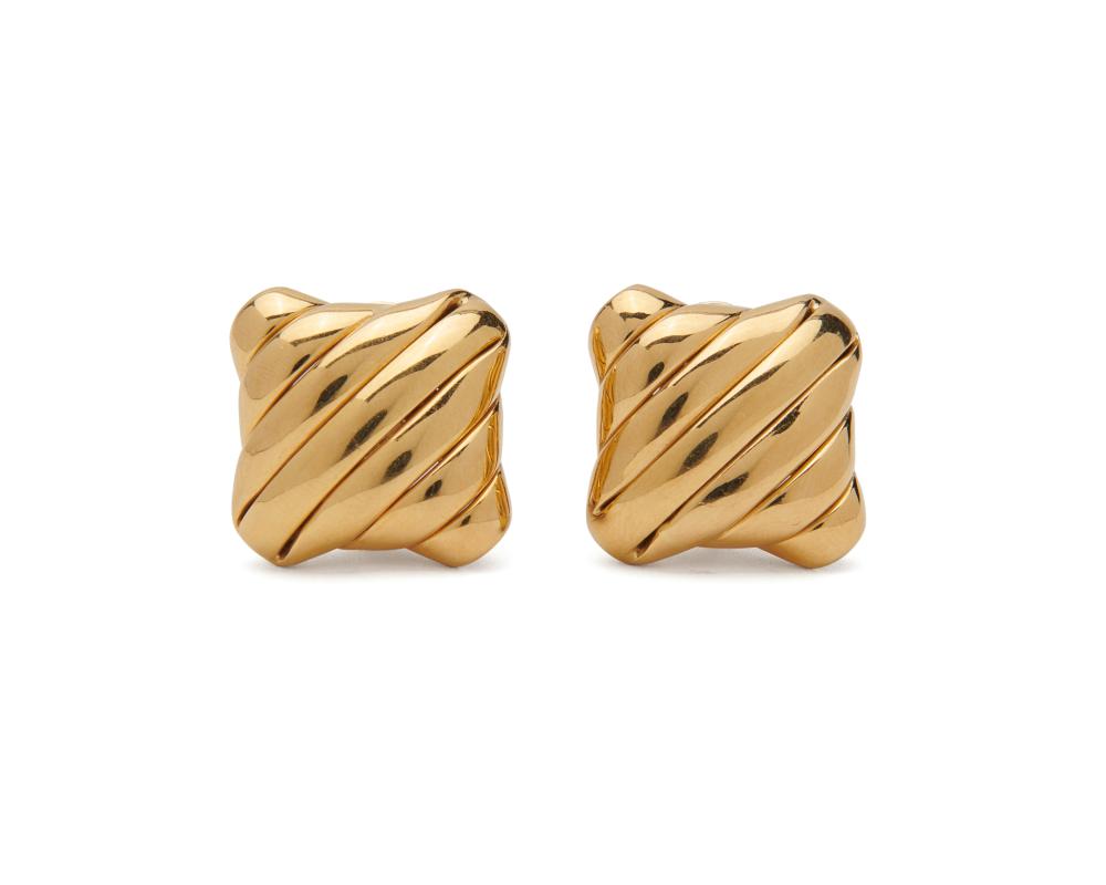 Appraisal: K Gold Earclips each cushion-shaped of fluted gold design dwts