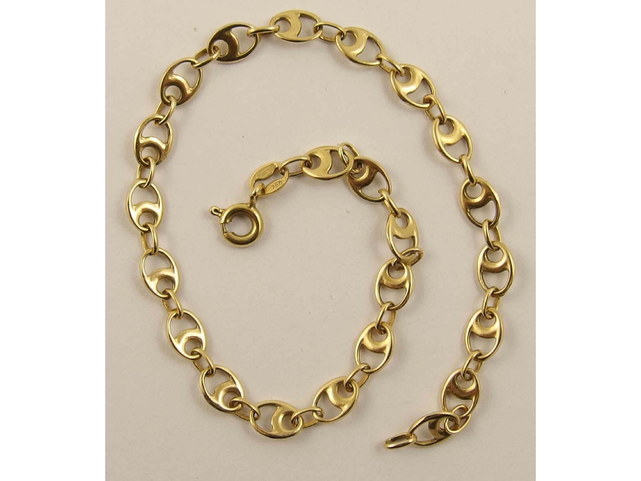 Appraisal: An ct Italian made decorative chain bracelet