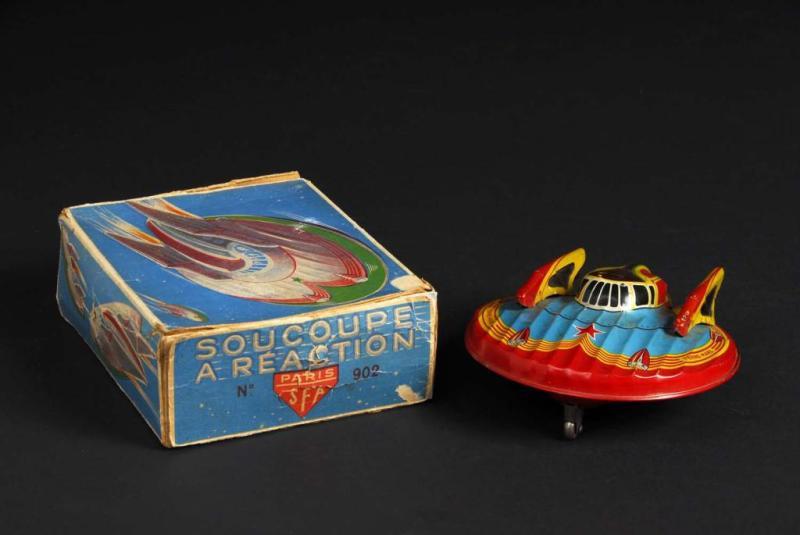 Appraisal: Terre-Mars Space Flying Saucer Toy Description French Made by SFA