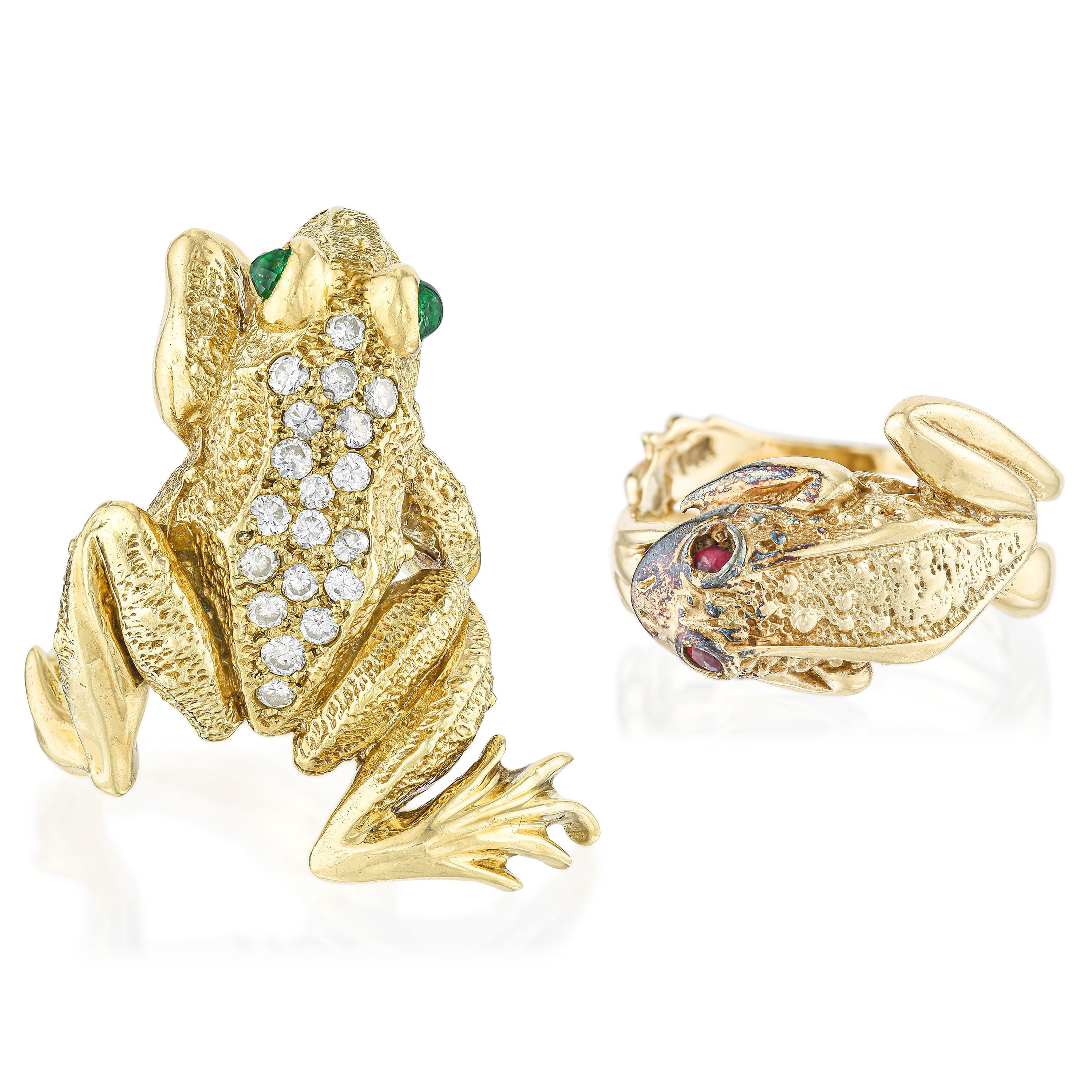 Appraisal: TWO FROG RINGS METAL K yellow gold large frog K