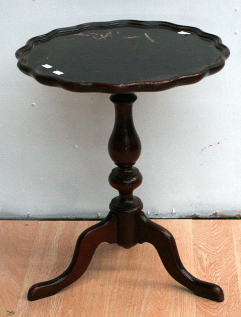 Appraisal: A George III style mahogany wine table th century cm