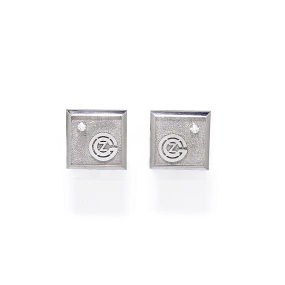 Appraisal: GOLD AND DIAMOND CUFF LINKS GCZ White gold Elegant solid