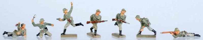 Appraisal: Lineol cm German Army Action Soldiers Includes seven various German