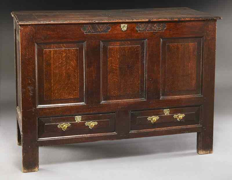 Appraisal: Large English paneled oak cofferof all pegged construction the top