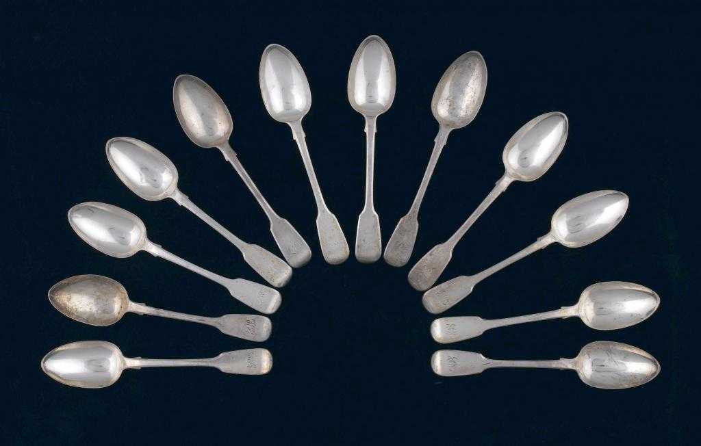 Appraisal: A SET OF TWELVE WILLIAM IV DESSERT SPOONS Fiddle pattern