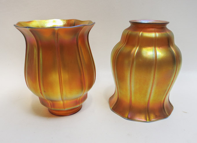 Appraisal: TWO MATCHING QUEZAL ART GLASS SHADES each of flower-form ribbed