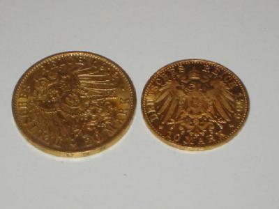 Appraisal: A PRUSSIAN MARKS PIECE dated and a marks piece dated