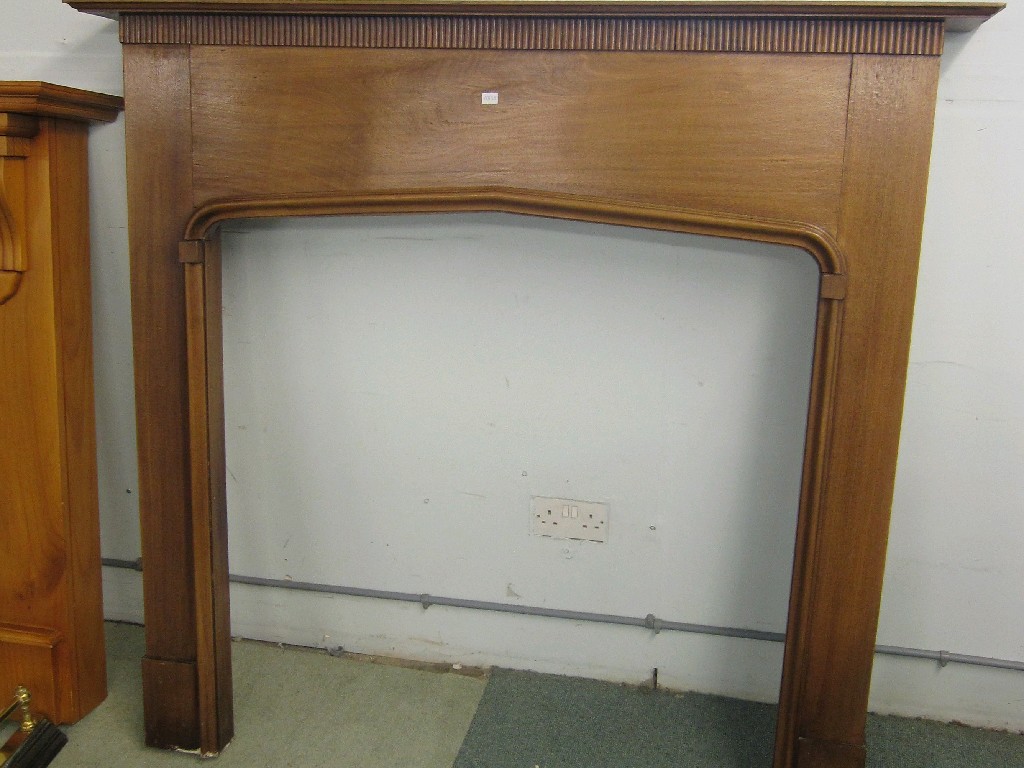 Appraisal: Mahogany fire surround