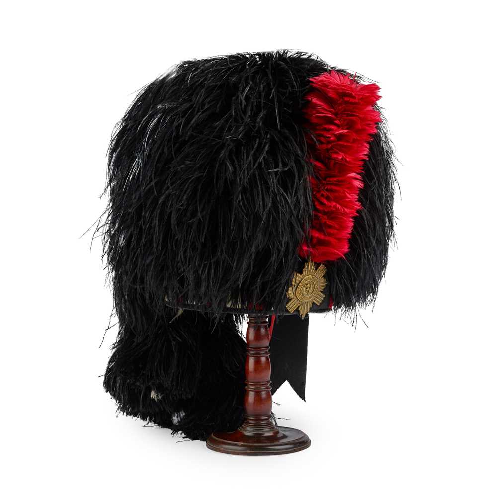 Appraisal: SCOTTISH OTHER RANKS FEATHER BONNET TH CENTURY of black ostrich