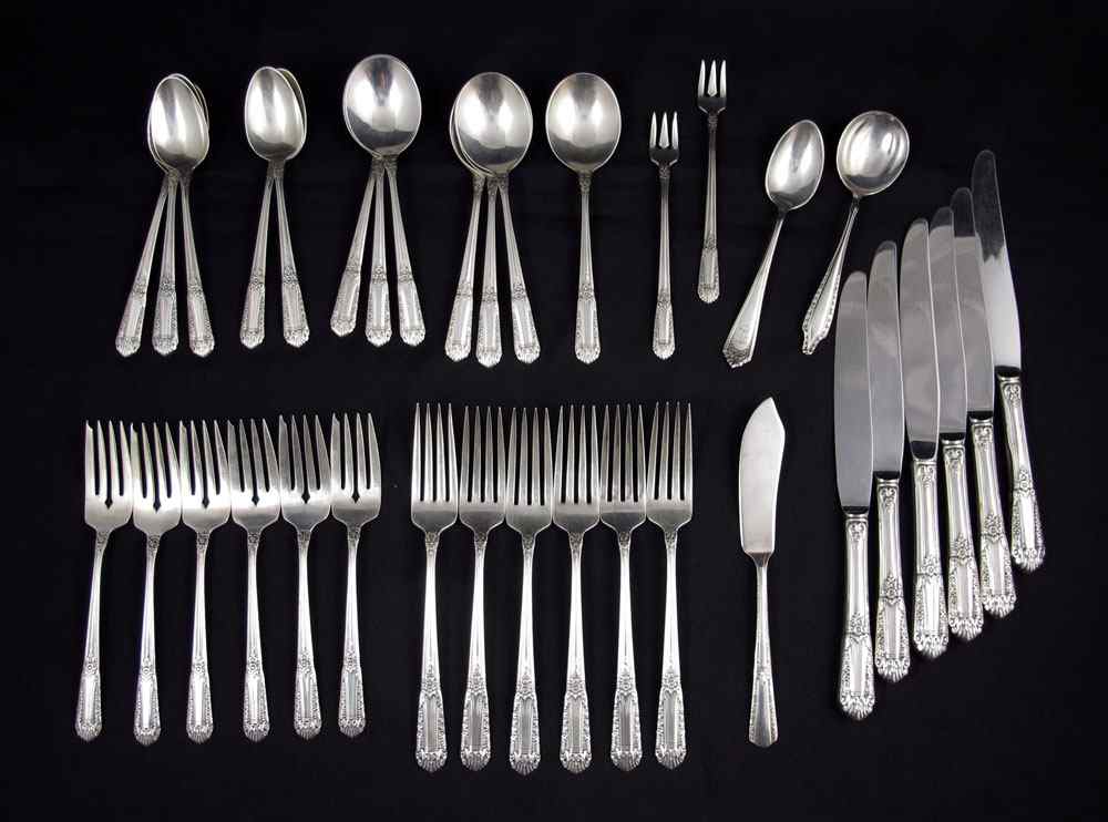 Appraisal: STATE HOUSE INAUGURAL STERLING FLATWARE SET Approx pieces in the