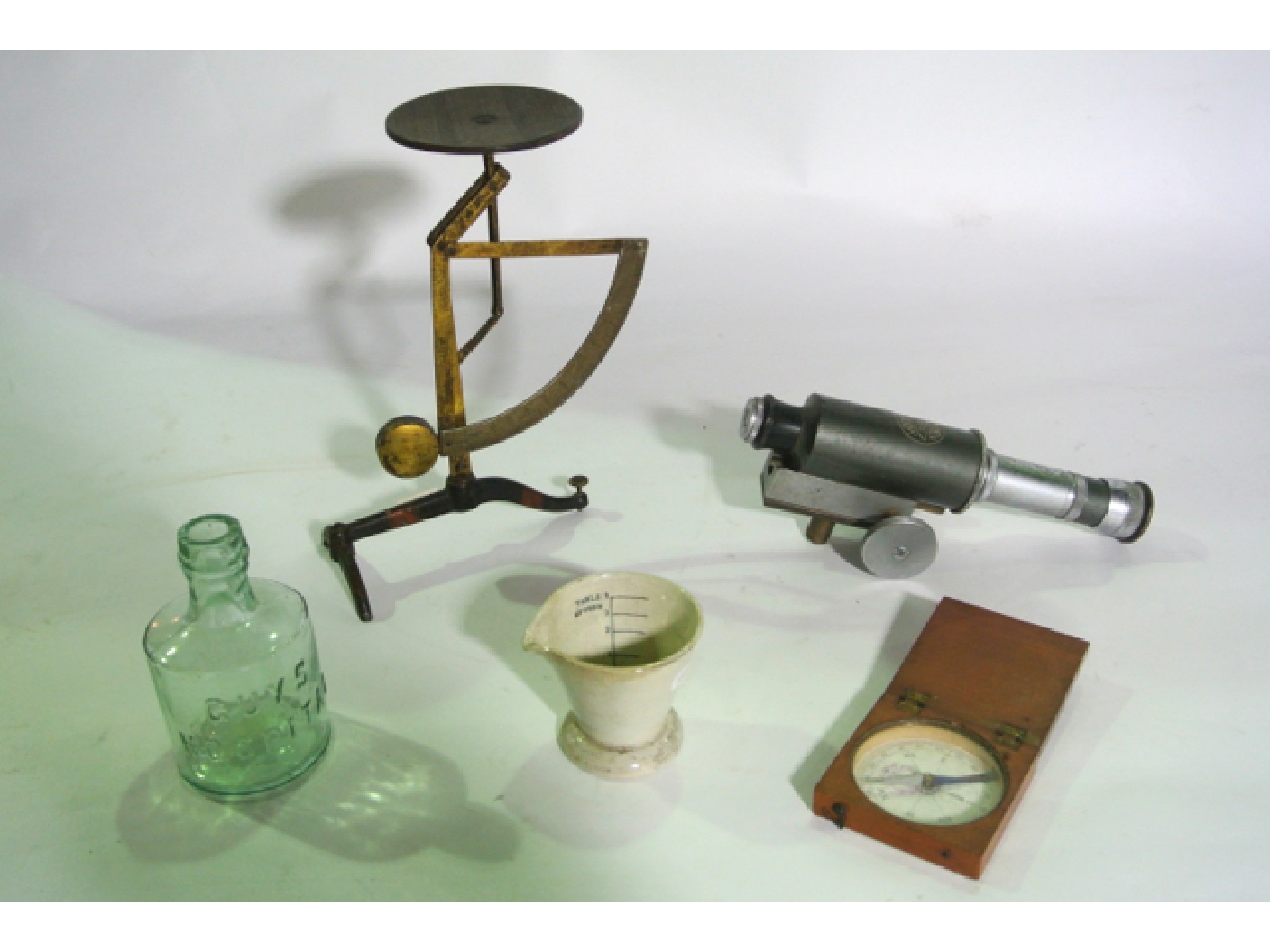 Appraisal: A good quality scientific microscope cylinder stamped C Baker London