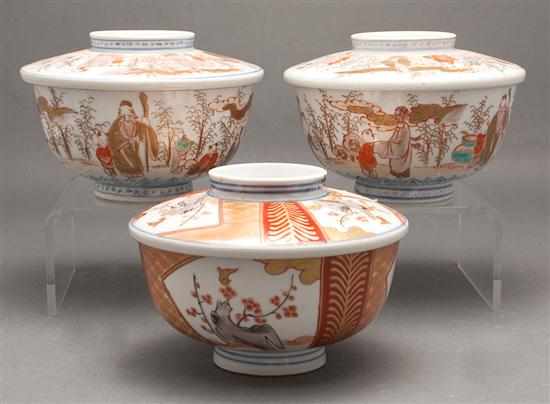 Appraisal: Three Japanese Imari porcelain covered rice bowls fourth quarter- th