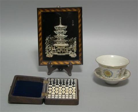 Appraisal: WOOD AND IVORY TRAVEL CHESS SET The rectangular wooden case