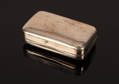 Appraisal: A George III silver snuff box Richard Lockwood John Douglas