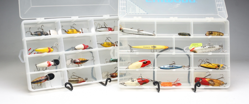 Appraisal: TWENTY-THREE FISHING LURES INCLUDING SOUTH BEND American th century Including