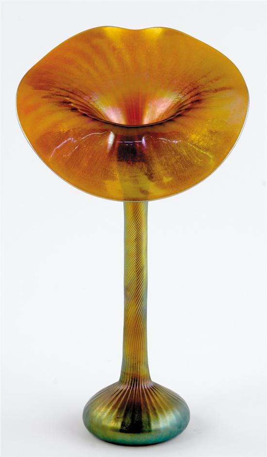 Appraisal: Art glass Jack-in-the-Pulpit vase early th century floriform on twist-design