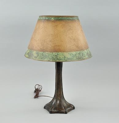 Appraisal: Handel Art Nouveau Lamp with Signed Shade ca Of lobbed