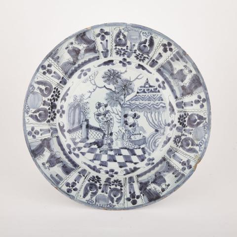 Appraisal: Delft Kraak-Style Charger th century rim chips