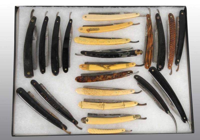 Appraisal: Lot of Barber Razor Blades Description Celluloid eagle peacock two