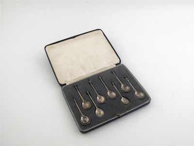 Appraisal: A cased set of eight modern coffee spoons with the