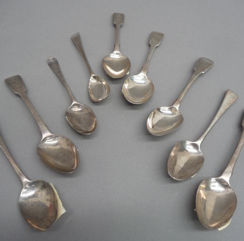 Appraisal: Nine sterling silver tea spoons London A P A L