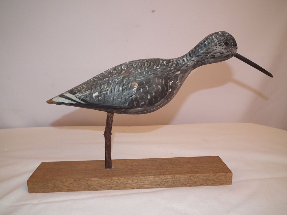 Appraisal: MARTHAS VINEYARD DECOY Old painted wood shore bird decoy from