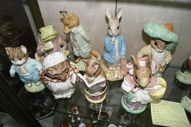 Appraisal: EIGHT ROYAL ALBERT BEATRIX POTTER FIGURES Large version with original