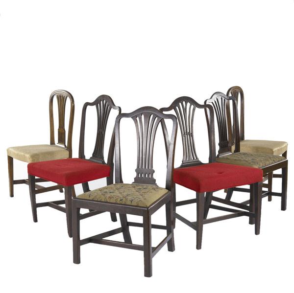 Appraisal: Six English Hepplewhite side chairs in mahogany th C Largest