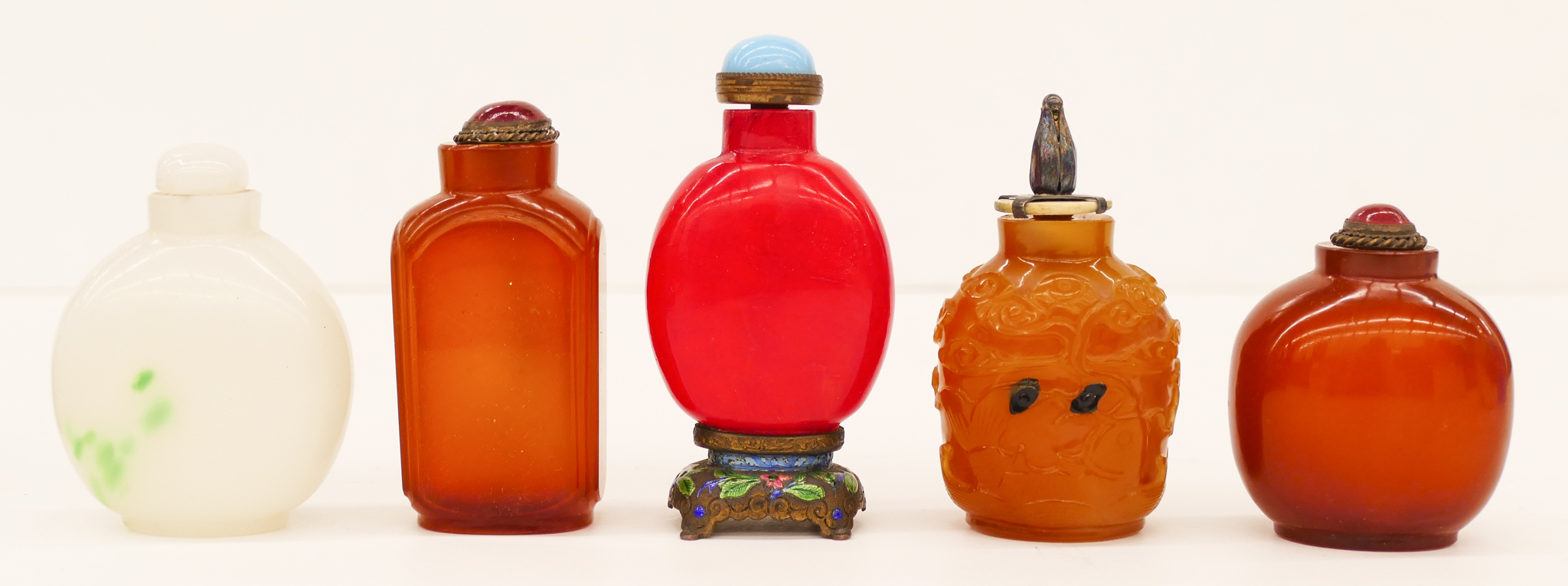 Appraisal: pc Chinese Peking Glass Snuff Bottles A group of old