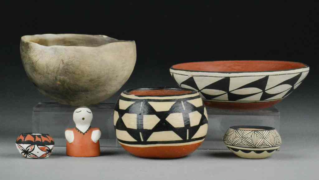 Appraisal: Pieces Southwest PotteryTo include bowls olas and a figure largest