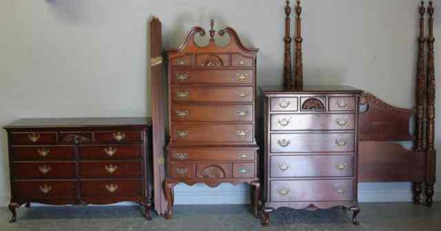 Appraisal: Mahogany Queen Anne Style Bedroom Set Includes a poster bed